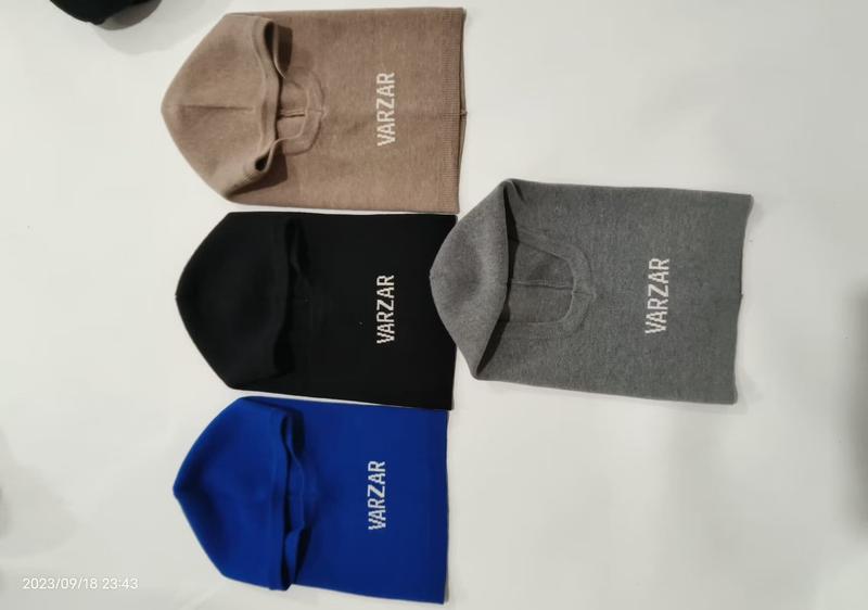 Zestaw 4 czapek balaclava beanie hurtownia: beżowa