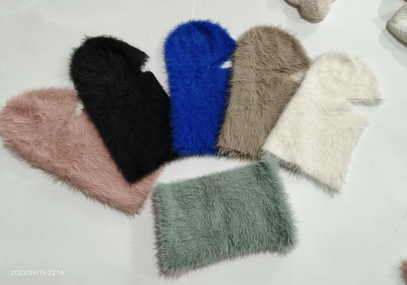 Zestaw 6 czapek balaclava z futerkiem w kolorach: róż