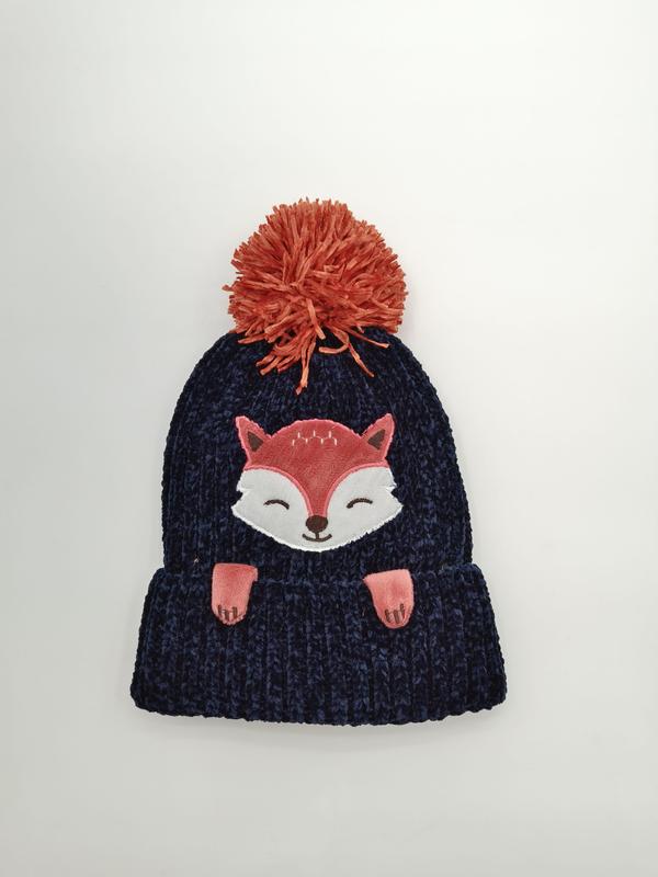 Granatowa czapka beanie dla dzieci z chenille, aplikacją lisa i rdzawopomarańczowym pomponem.
